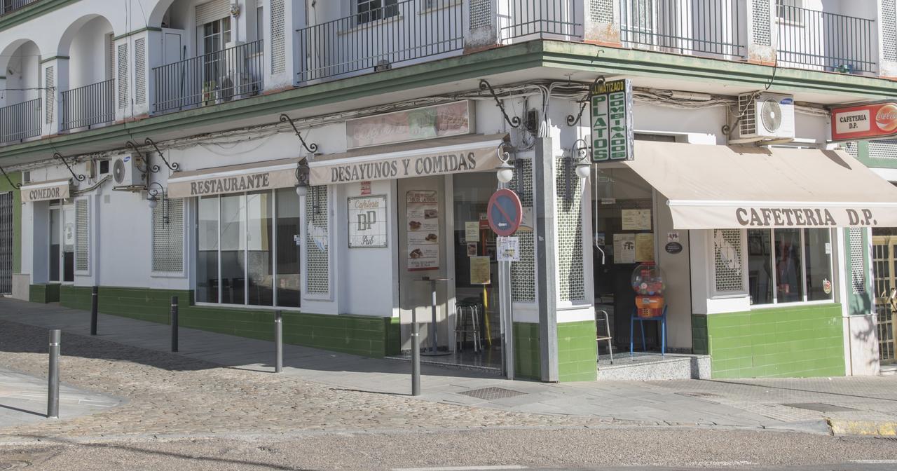 Hostal Dp El Pilar Monesterio Exterior photo
